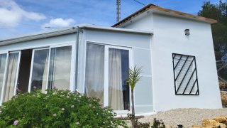 Alquilo Casa con terreno