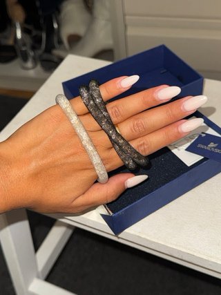Pulsera Swarovski Negra y Plateada