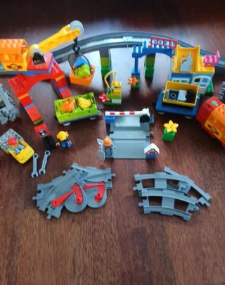 Tren Duplo con vías y accesorios