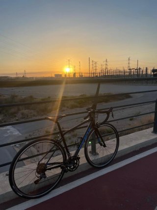 Bicicleta de carretera Giant Negra
