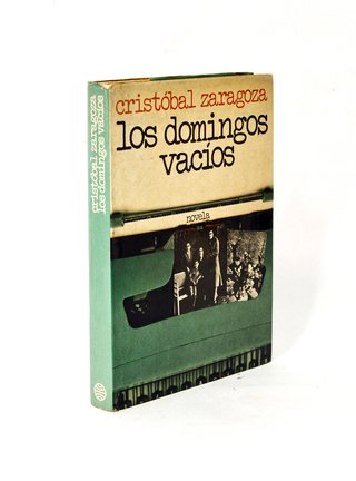 LOS DOMINGOS VACIOS - Cristóbal Zaragoza