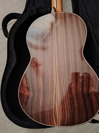 Guitarra Maciza Artesana René Aguilera