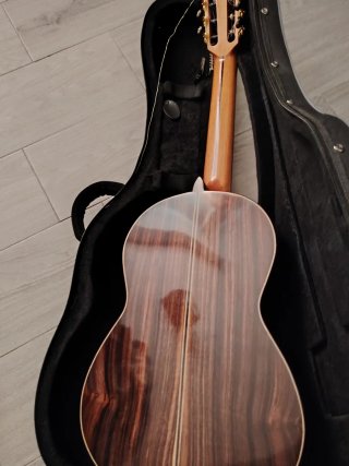 Guitarra Maciza Artesana René Aguilera