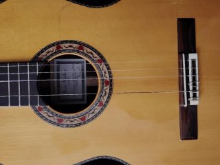 Guitarra Maciza Artesana René Aguilera