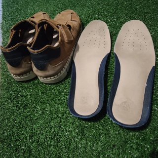 Sandalias de piel "Dustin", Beige/Marrón.