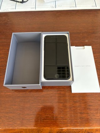 iPhone 8 64GB Space Gray
