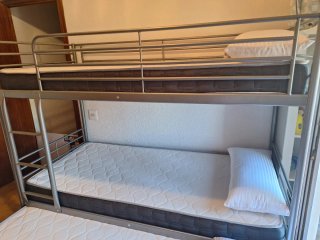 Litera Ikea 3 camas metal gris