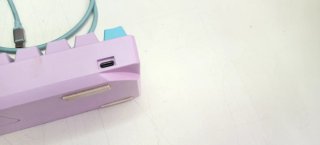 Teclado Gaming USB-C Morado y Blanco