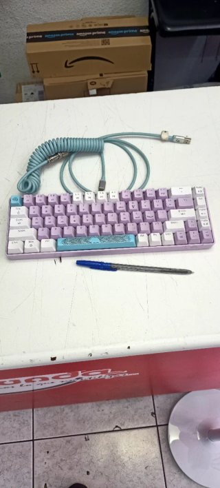 Teclado Gaming USB-C Morado y Blanco