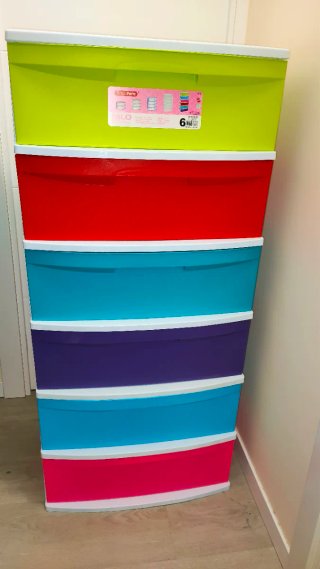 Cajonera muy grande (6 cajones multicolor)