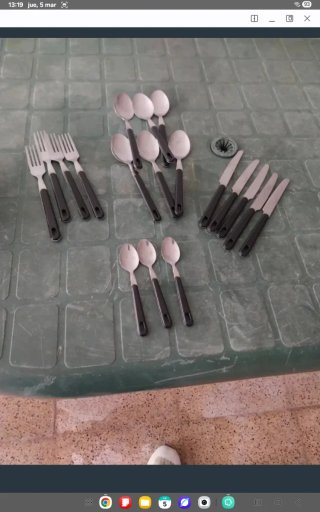OCASION 12 Cubiertos Metal y Plástico Negro/Plata