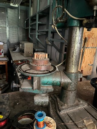 Taladro de mesa antiguo HEDISA