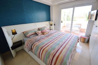 Piso en venta en Los Naranjos - Las Brisas en Marbella