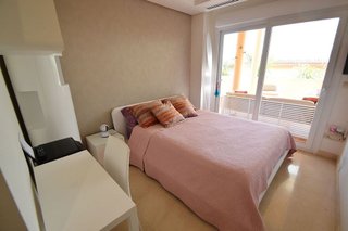 Piso en venta en Los Naranjos - Las Brisas en Marbella