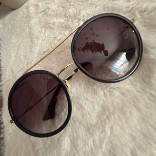 Gafas de Sol Gucci Negras y Doradas