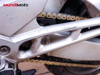 SUZUKI GSR 600