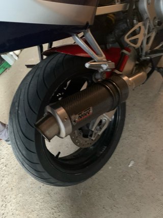 Honda CBR 600 Sportbike Roja y Blanca