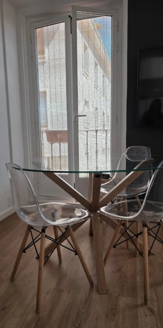 Mesa redonda cristal y madera