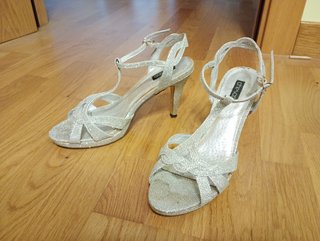 Sandalias de boda plateadas