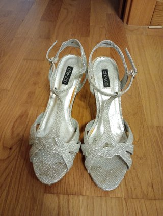 Sandalias de boda plateadas