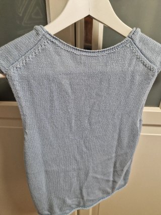 Top Massimo Dutti azul sin mangas