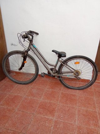 Bicicleta Kross Gris
