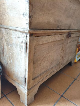 Masera antigua de madera