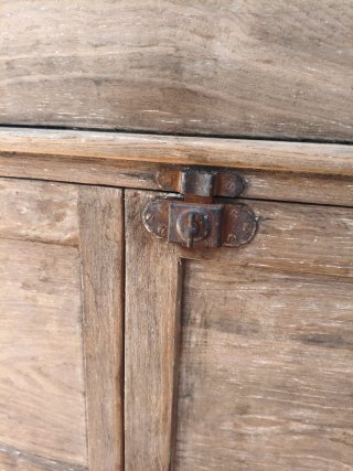 Masera antigua de madera