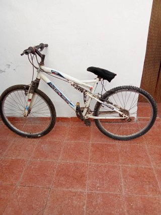 Bicicleta Montaña Doble Suspensión