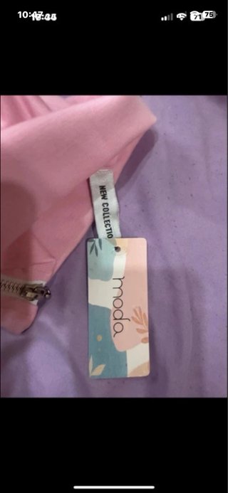 Sudadera rosa con cremallera