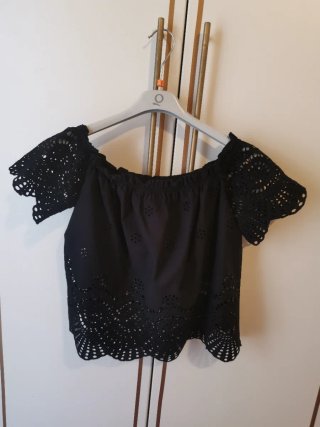 Top nero cotone sangallo