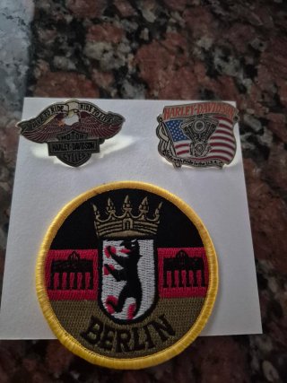 Pin Harley-Davidson Live to Ride