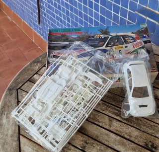 Maqueta Toyota Corolla WRC 1998 1:24 Sainz