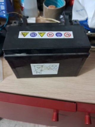 Batteria Moto Magneti Marelli YTX9-BS 9Ah 12V