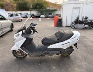 Suzuki 103015 tapa motor burgman 125