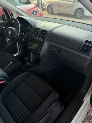 Volkswagen Touran 2014