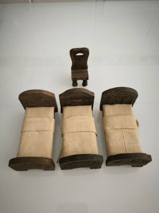 Conjunto 3 Camas e 1 Cadeira Madeira