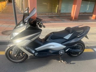 Yamaha Tmax 500 Black Max Maxi-Scooter