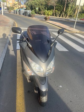 Yamaha Tmax 500 Black Max Maxi-Scooter