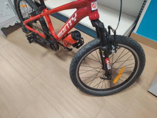 Bicicleta Monty 20 Roja