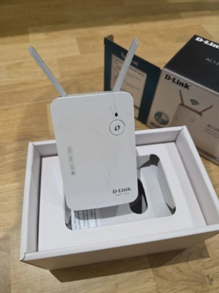 Repetidor WiFi D-Link AC1200 Amplificador Señal
