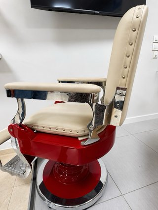 Sillón Barbero Vintage Hidráulico Rojo/Crema