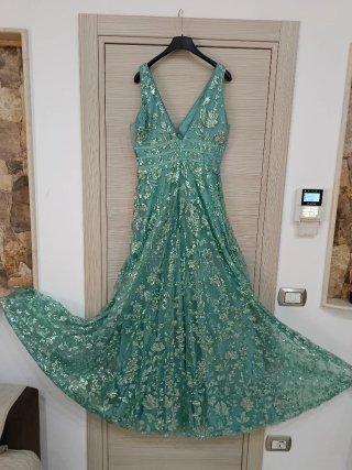Vestito elegante donna verde