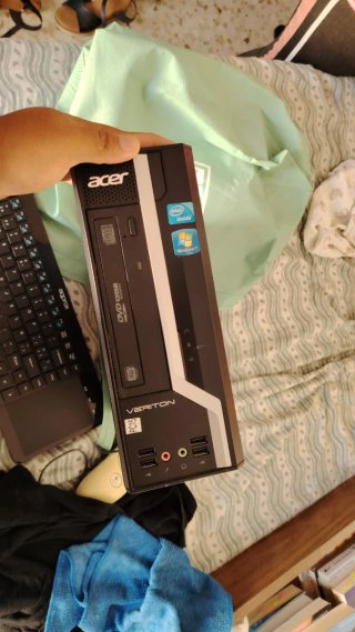 Monitor HP Plata y Negro