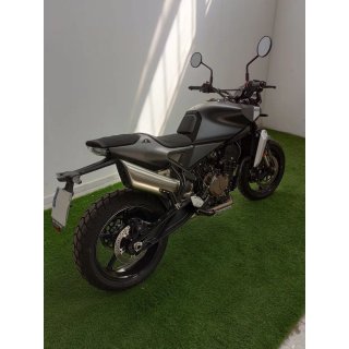 HUSQVARNA Svartpilen 801   (modelo actual) HUSQVARNA SVARTPILEN 801 2024 2024