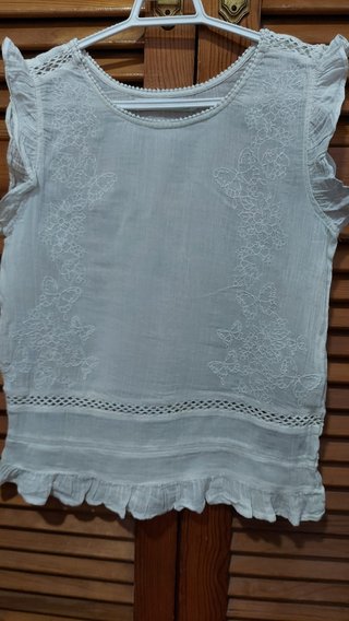 Blusa Sfera Volantes y Encaje Blanca