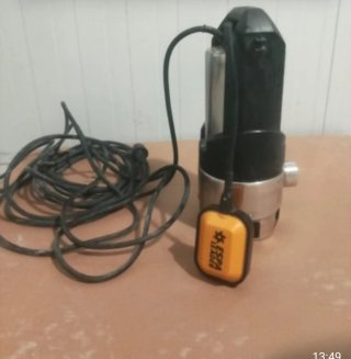 Bomba de agua sumergible con flotador