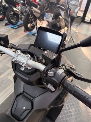KEEWAY AVENTERRA 125 NEGRA