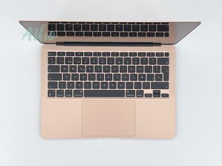 MacBook Air 13" (2020) M1 8 CPU/7 GPU núcleos - SSD 512GB - RAM 16GB - Dorado
