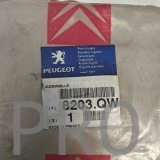EMBELLECEDOR INFERIOR CONSOLA CENTRAL PEUGEOT 306